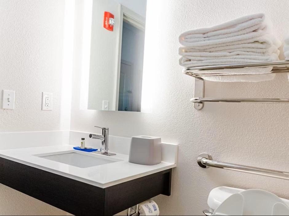 Holiday Inn Express - Andalusia by IHG
